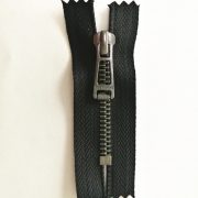 Special black nickel zipper with oe and ce